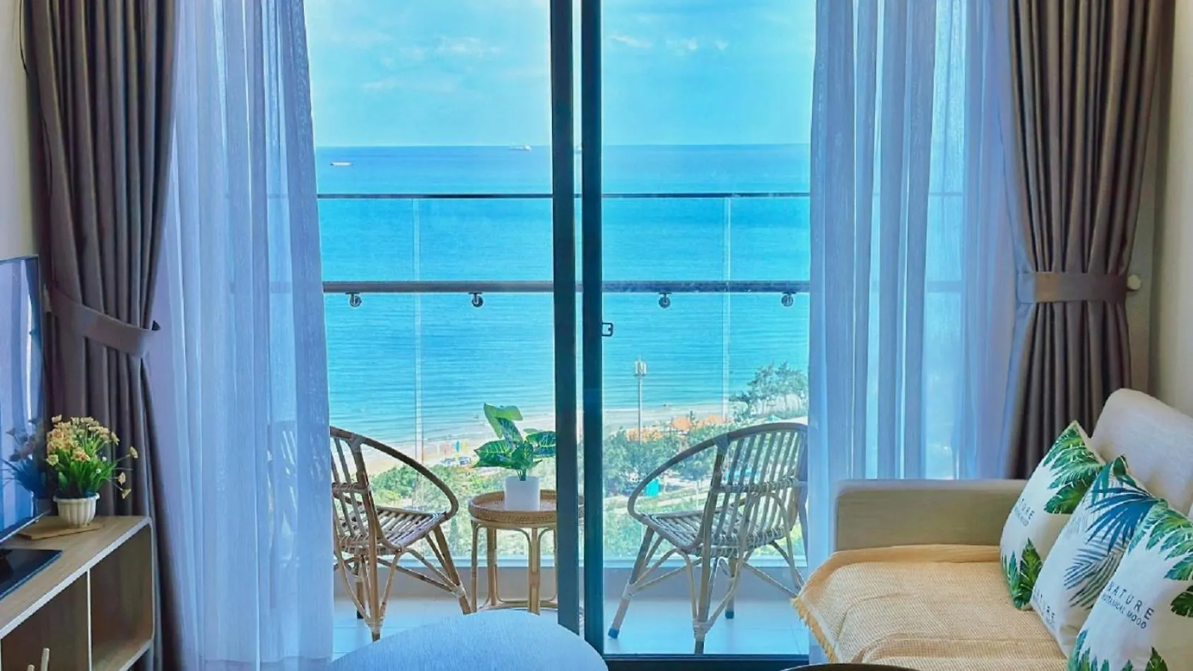 Apartment The Song Vung Tau Near Beach